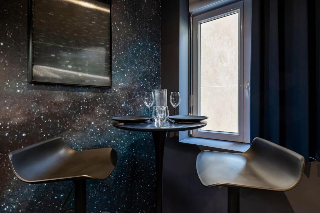 Galaxy La Tete Dans Les Etoiles Lägenhet Riom Exteriör bild